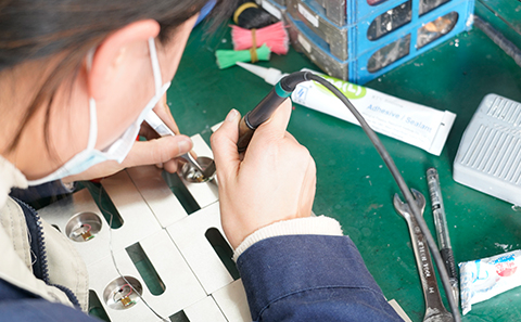 2.Plug-in Welding