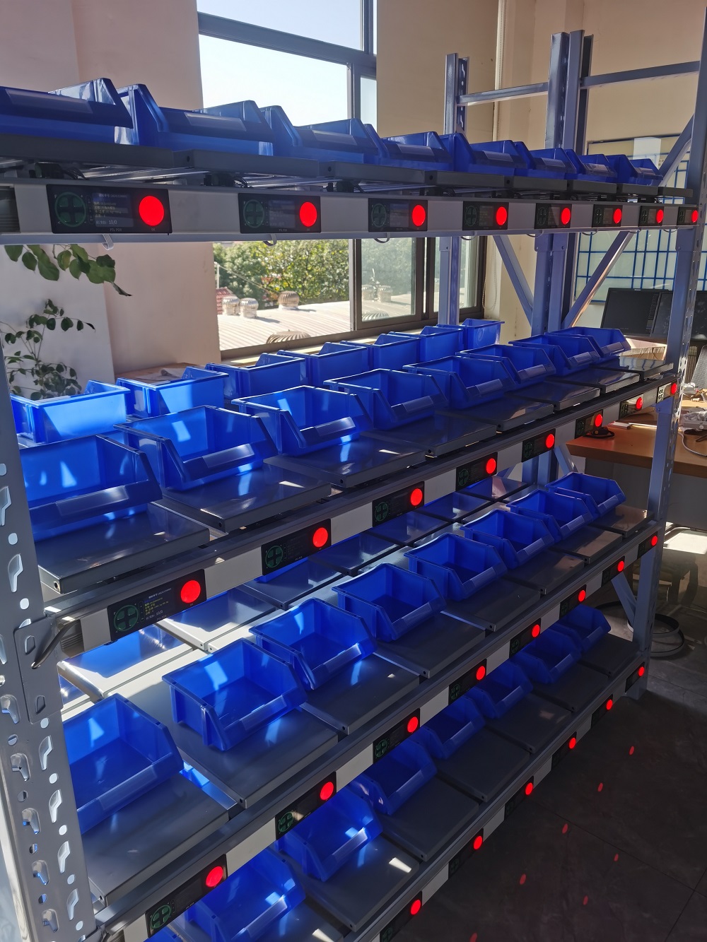 Intelligent Warehousing