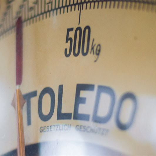 What is the uses of a Weighing Scales?